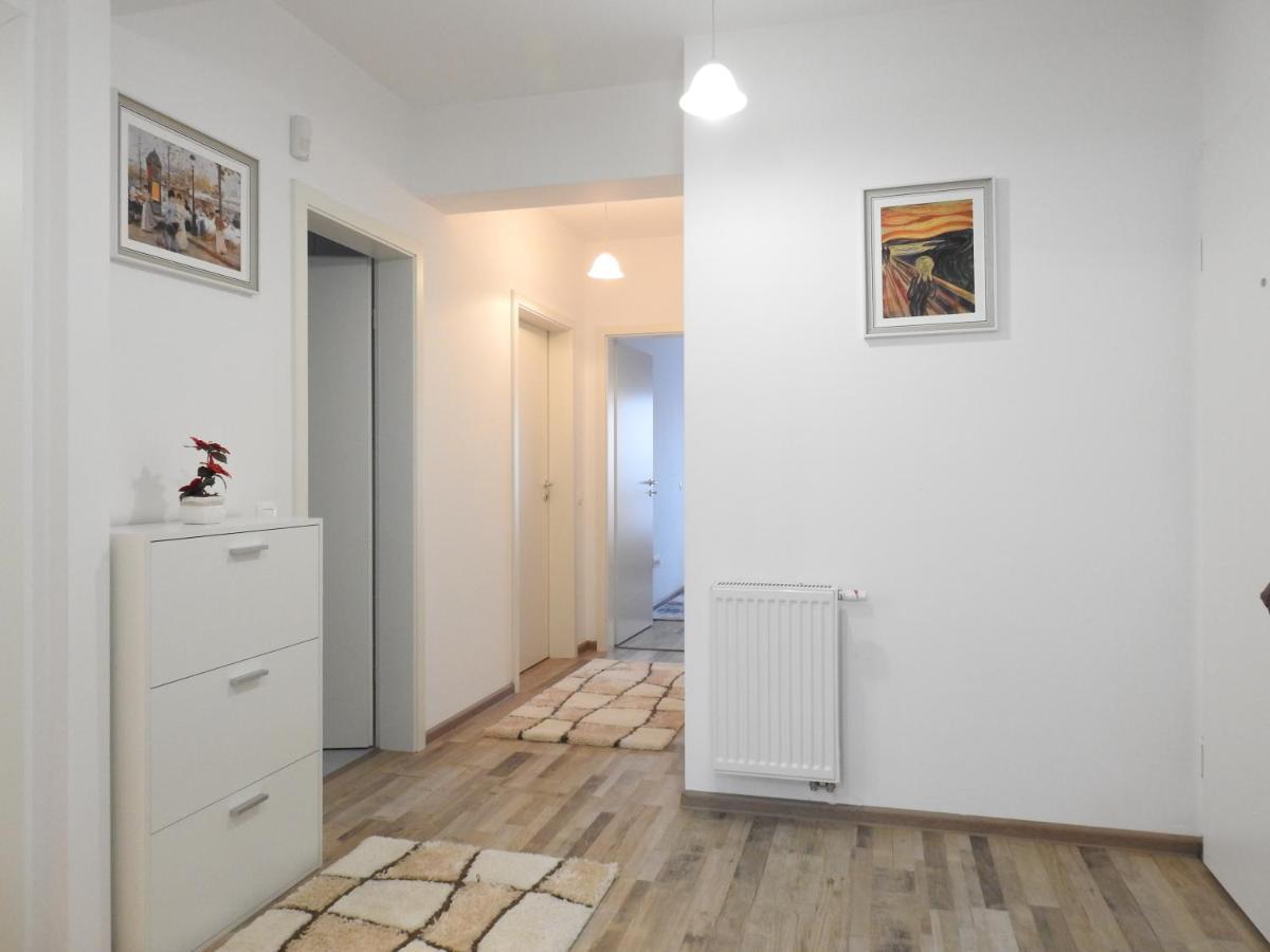 Trust Apartaments 2 Brasov Luaran gambar